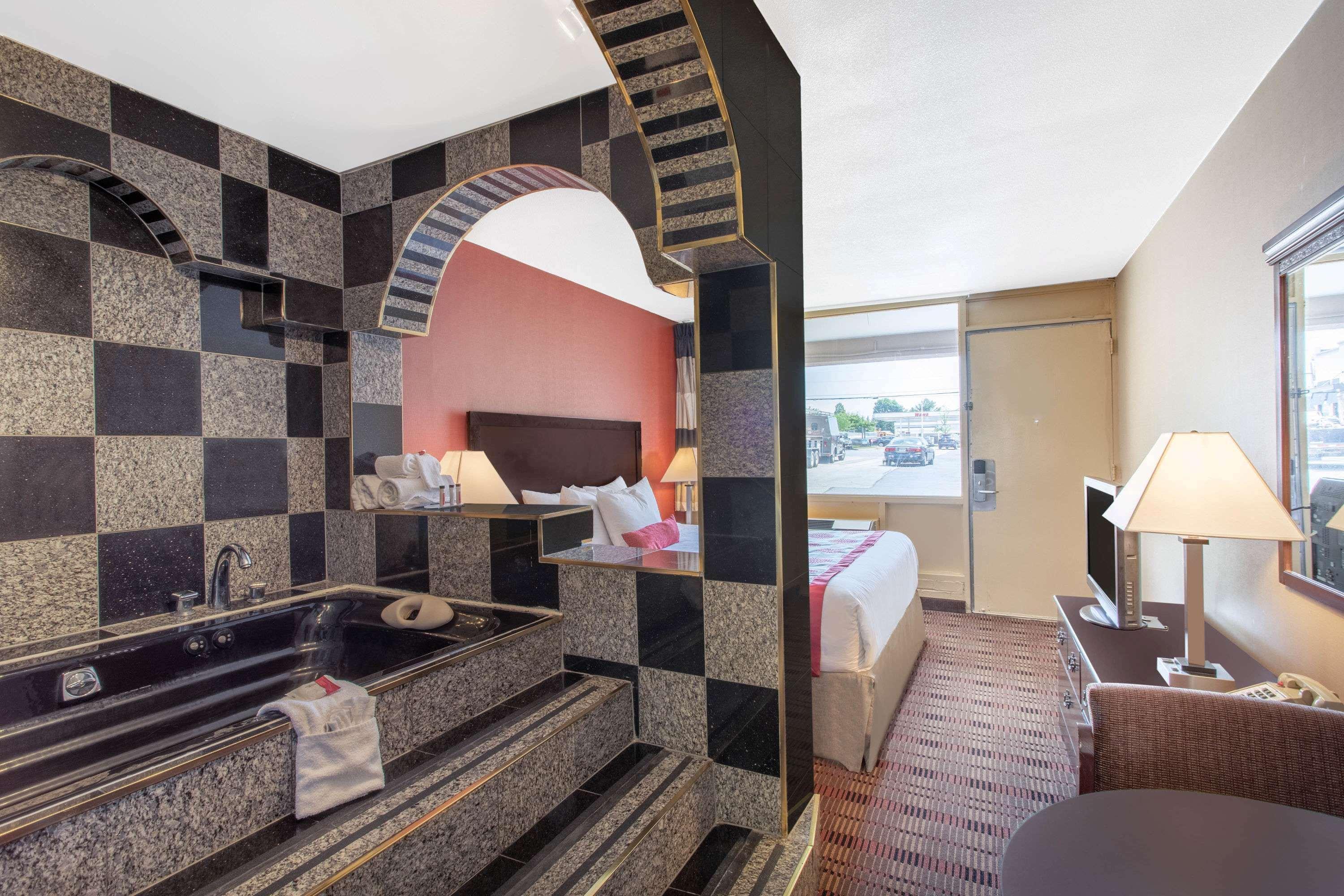 Ramada Limited Cockeysville Ngoại thất bức ảnh